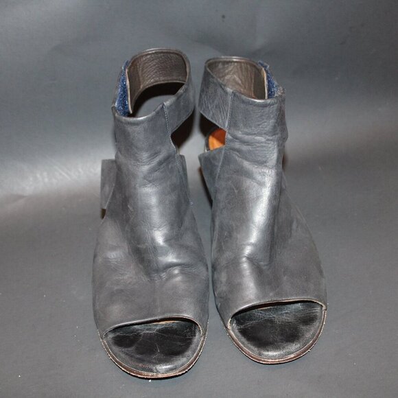 Coclico navy blue leather heel ankle strap open toe size 7/39 - Picture 1 of 8